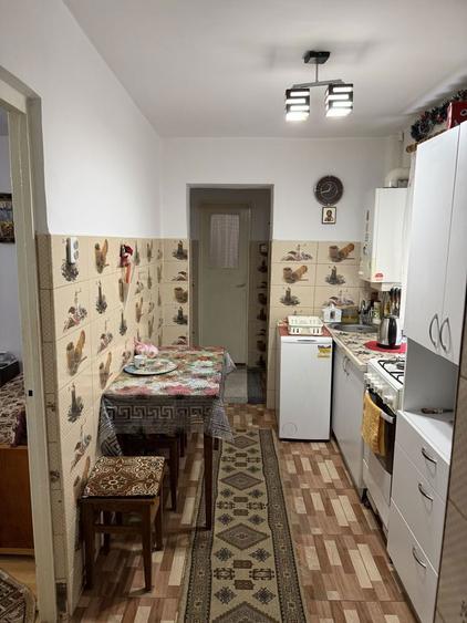 De vanzare apartament 2 camere - 1