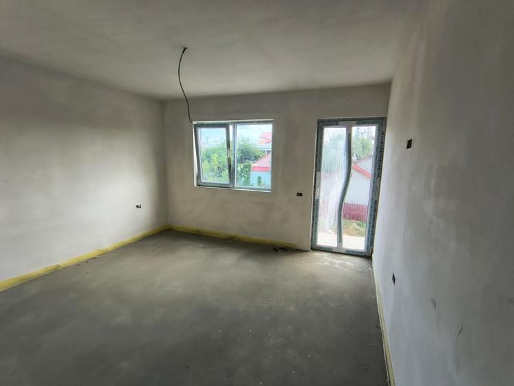 Navodari-casa P+1 5 camere la gri - 7