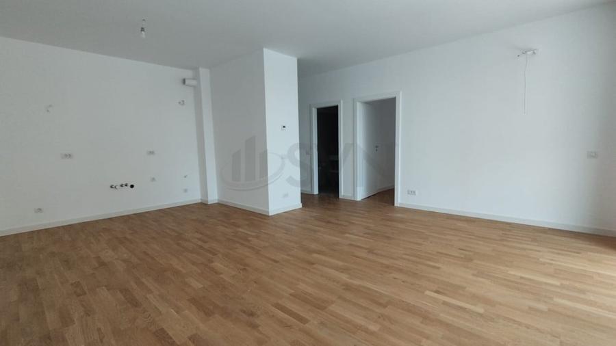Apartament cu 2 camere semidecomandat, mobilat în Băneasa