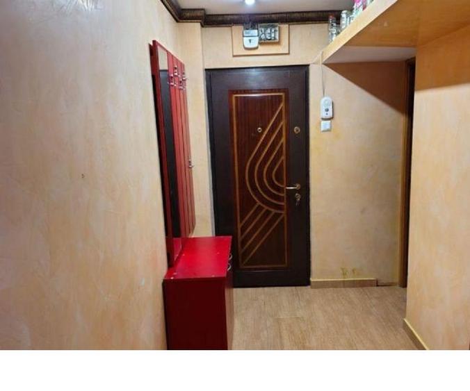Apartament 2 camere, etaj 2, KM. 4-5 mobilat centrala gaze - 1