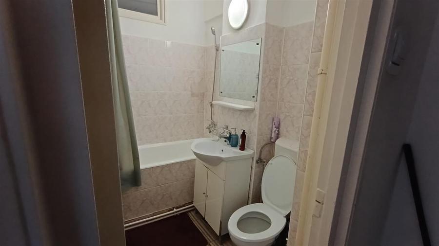 Garsoniera decomandata zona Garii - 6