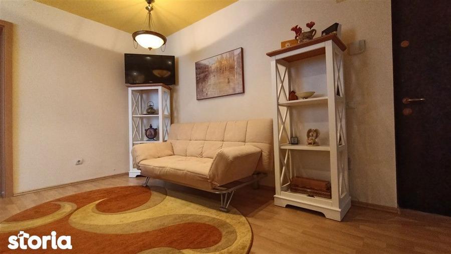 Apartament cu 2 camere decomandat în Zorilor