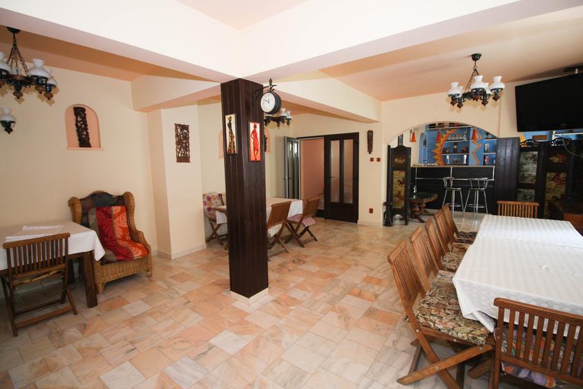 Vila de vanzare in Sinaia – investitie ideala in inima statiunii - 1