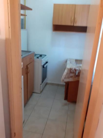 Proprietar, închiriez garsonieră mobilată si utilată  - 1