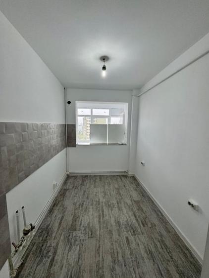 PODU ROS - RESTAURANT COTNARI - 2 CAMERE - ETAJ INTERMEDIAR -RENOVAT - FARA RISC - 2