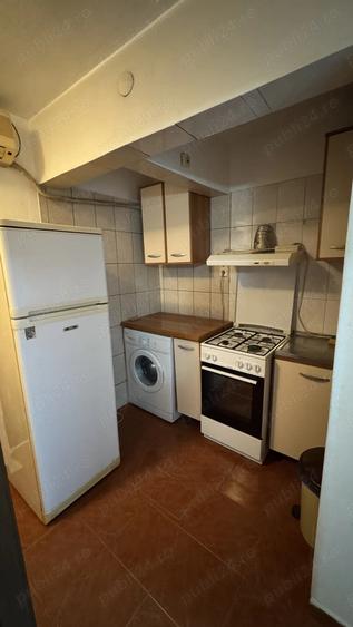 Garsoniera cartier Rovine de inchiriat - 3