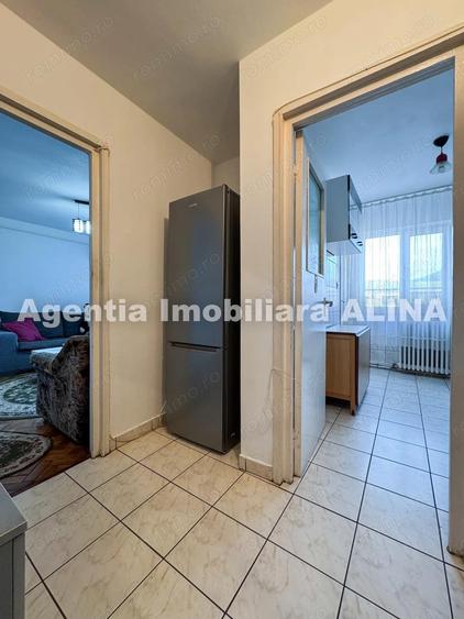 Ap. 3 camere in Deva, zona Gojdu, Aleea Pacii, 70 mp, semidecomandat, etaj 4. - 2