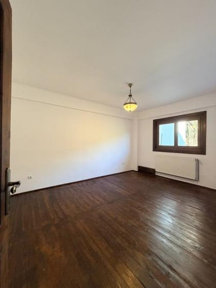 Refugiu Exclusivist Prahova Casa cu 5.2 ha, Panoramă Pârâu și Potențial Turistic - 28