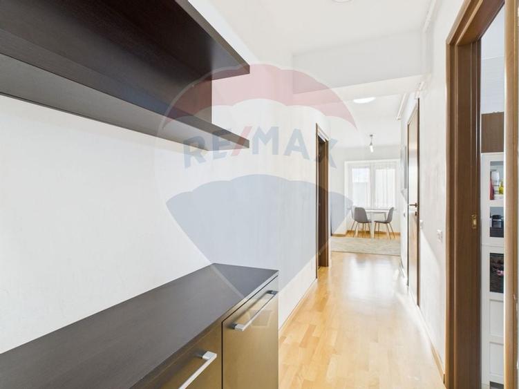 Apartament 2 camere de vanzare la 8 minute de metrou - 9