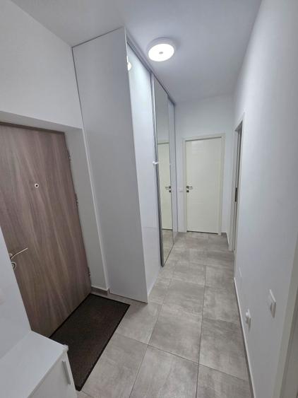 Apartament 2 camere de vanzare aproape de metrou - 6