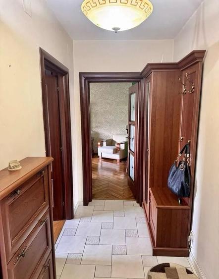 AP. 2 CAMERE PARCUL CAROL, PARCARE, BUCATARIE INCHISA, METROU 15 MIN - 6