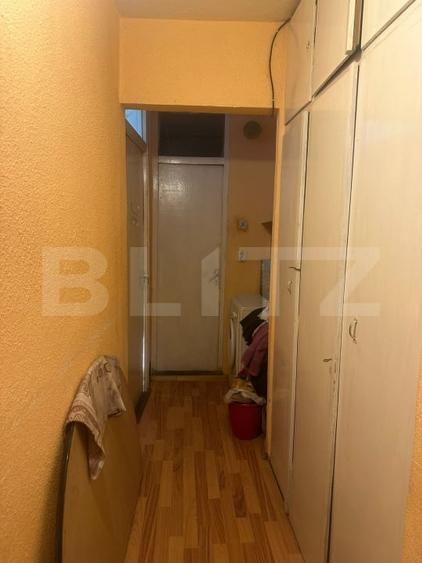 Apartament 4 camere decomandate, 2 bai, 2 balcoane, 80 mp, etaj intermediar - 7