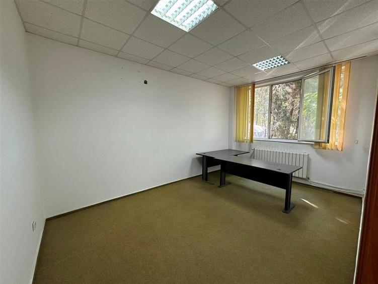 Cladiri de birouri 1.116mp si teren intravilan 5.687 mp de vanzare - 20