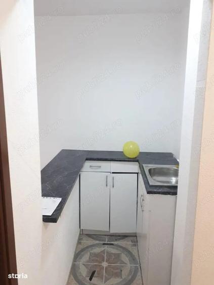 Inchiriez garsoniera - 5