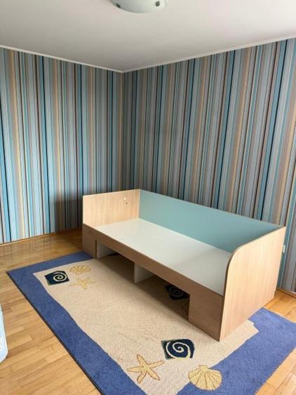 Casă frumoasa, de închiriat – 5 camere | Buna Ziua | garaj dublu, curte, saună - 12