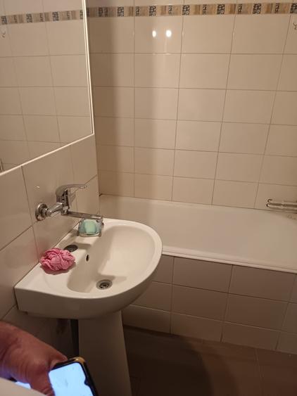 Garsonieră decomandată în Central