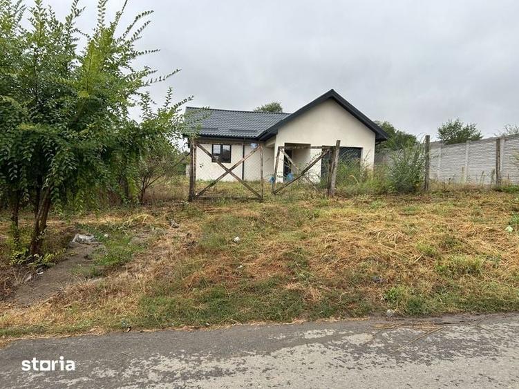 Casă cu 4 camere cu Teren 144 Mp în Nana