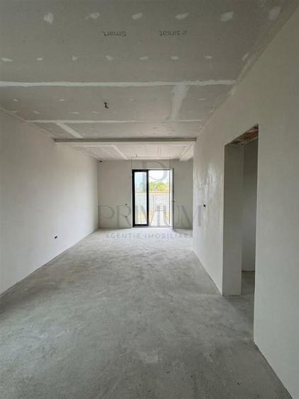 Duplex cu 3 camere cu Teren 320 Mp în Moșnița Nouă