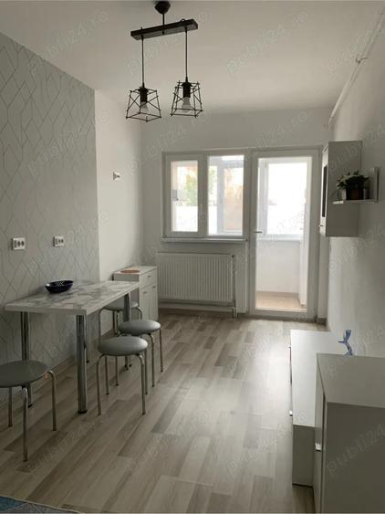 Inchiriez apartament 2 camere, tip studio, 1Mai - 4