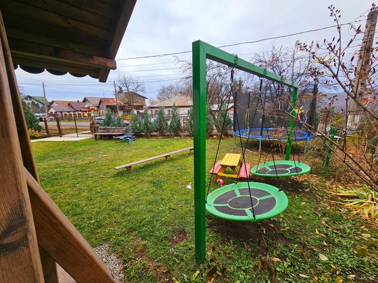 Vanzare vila 6 camere, mobilata si utilata, in Banesti - 56