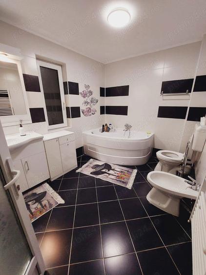 Casa tip pensiune la munte. - 9