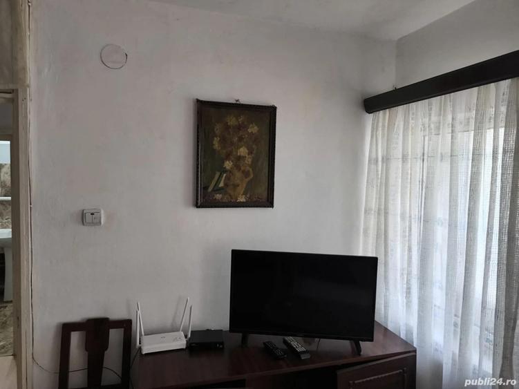 Inchiriez garsoniera 1mai - 1