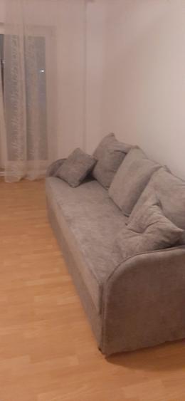 Inchiriez URGENT apartament 4 camere decomandate - 2