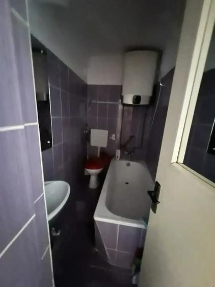 ofer spre inchiriere apartament 2 camere.,zona Bulevardul Revolutiei, etaj 1 - 6