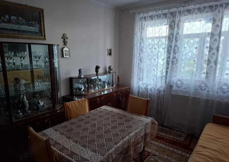 1 camera in zona Dambovita - 2