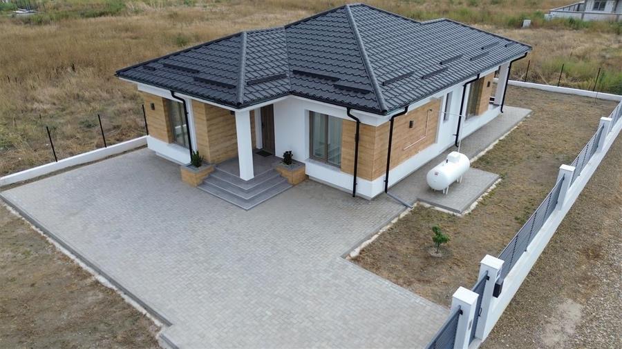 Casa de vanzare , in cartier nou Focsani Nord - Petresti - - 4