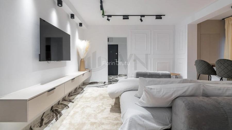 Apartament cu 3 camere semidecomandat în Bucur Obor Apartament cu 3 camere semidecomandat în Bucur Obor