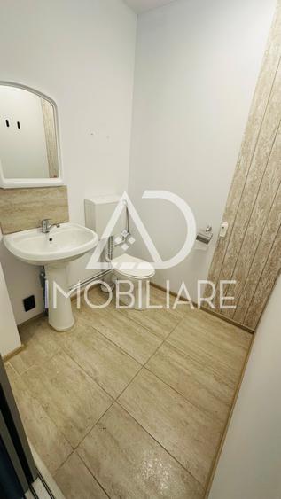 Spațiu Comercial de Închiriat – Locație Centrală, Ideal pentru Activități Medica - 5