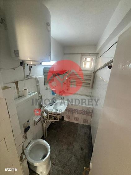 Apartament 2 camere decomandat 42 mp ultracentral etaj 3 bloc reabilit - 1