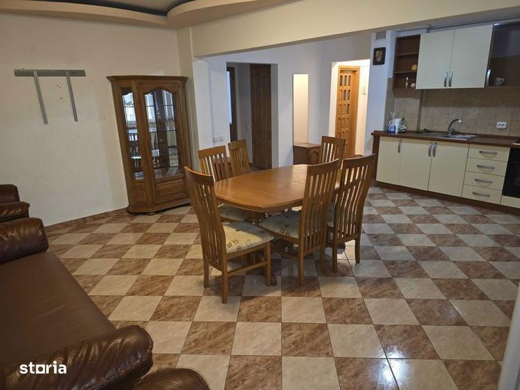 Apartament cu 3 camere modern si spatiis in Gavana / Piata / Stradal - 6