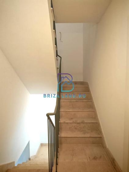 Mogosoaia, zona Livezilor, casa P+2E, 4 camere, 4 bai, teren 350mp - 15