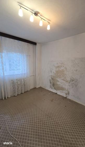 Apartament cu 2 camere decomandat în Rahova