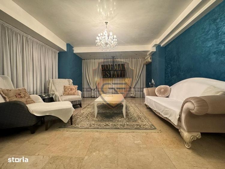 Apartament cu 4 camere decomandat în Central