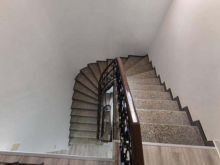 Spațiu comercial, de 809.89001464844 mp, în Ultracentral
