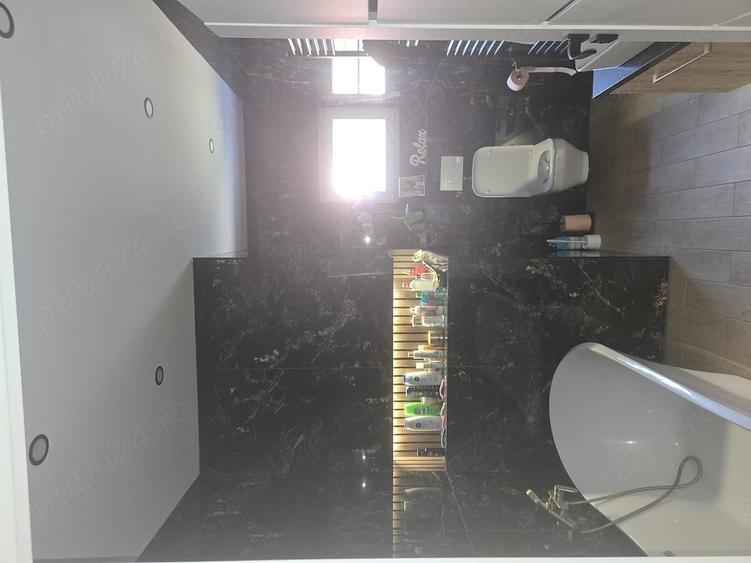 Casă cu Teren 630 Mp în Central