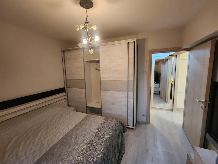 Apartament semidecomandat în Moșilor