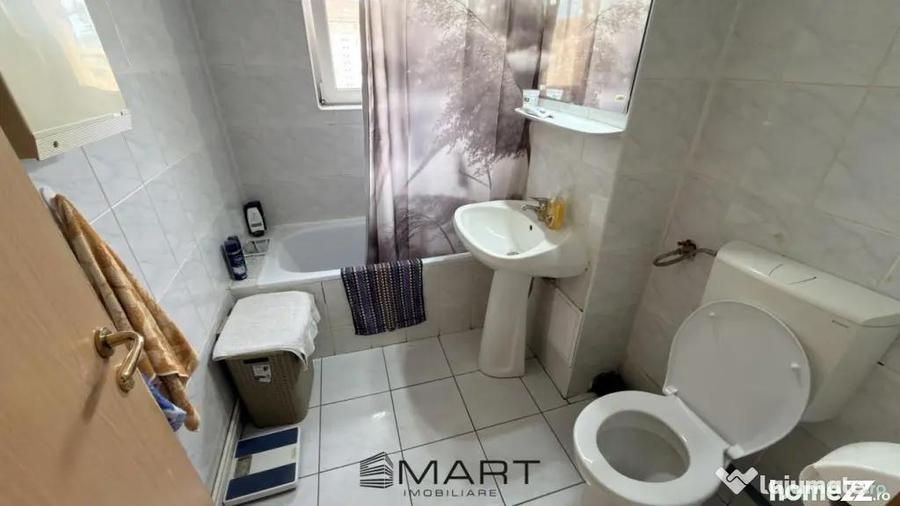 Apartament cu 3 camere decomandat în Mihai Viteazul