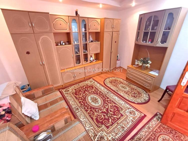 Casă cu 3 camere cu Teren 243 Mp în Chercea