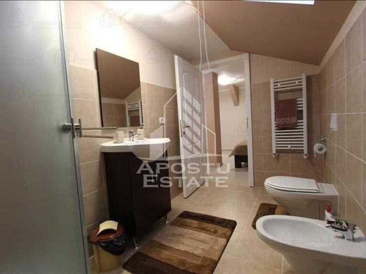 Apartament cu 3 camere decomandat în Dumbrăvița