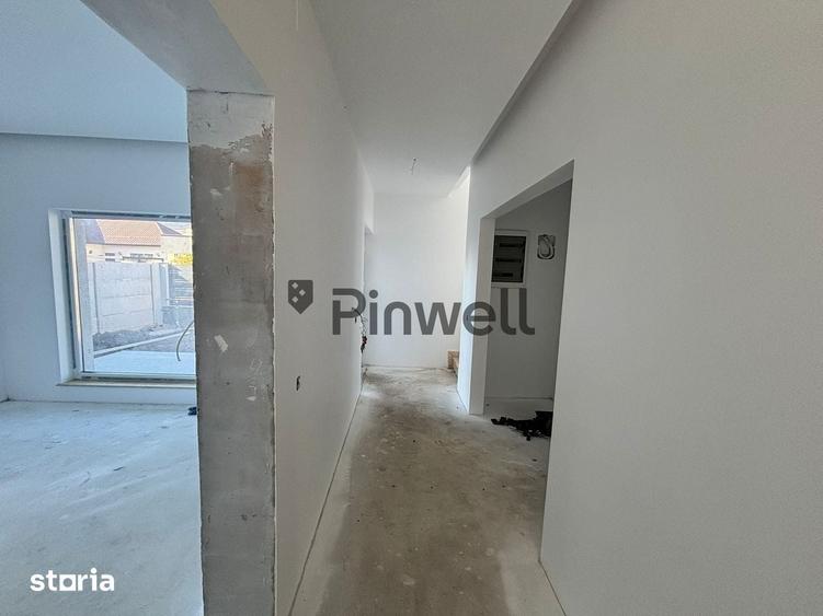 Casă cu 5 camere cu Teren 300 Mp în Periș