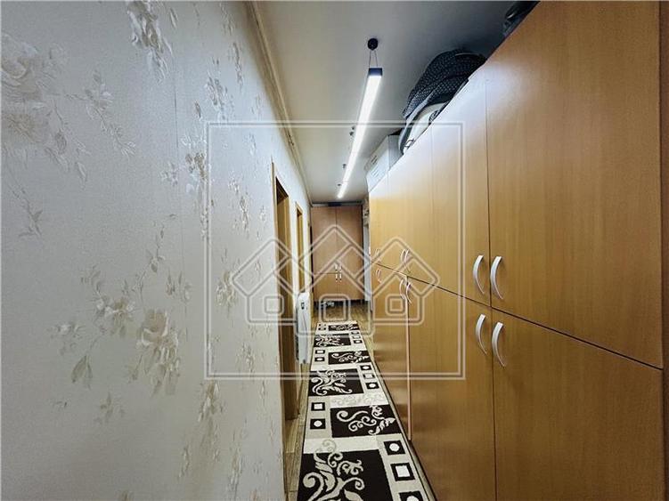 Apartament cu 2 camere decomandat în Șelimbăr
