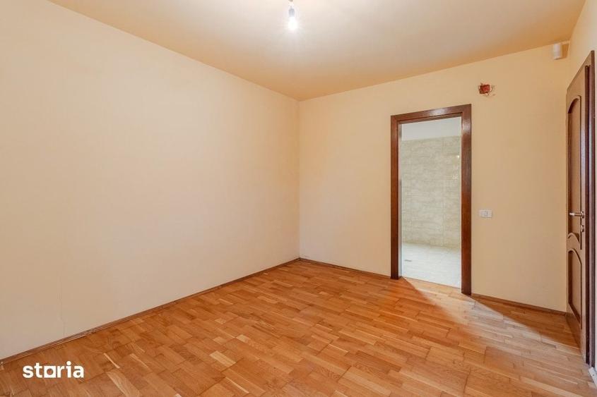 Casă cu Teren 566 Mp în Borș