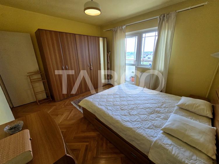 Apartament cu 3 camere decomandat, mobilat în Terezian