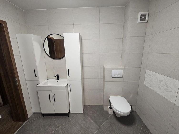 Apartament cu 2 camere decomandat în Câmpului