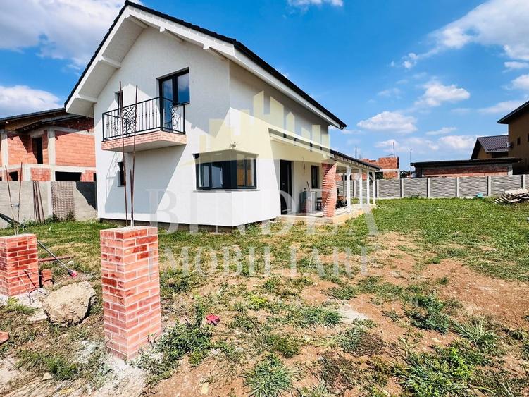 Casă individuală cu 6 camere cu Canalizare în Giarmata