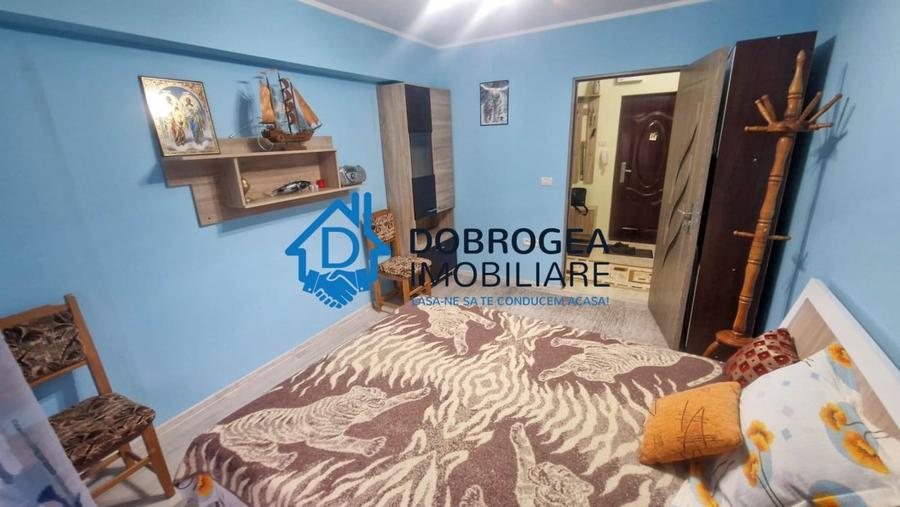 Apartament cu 2 camere decomandat, mobilat în Central